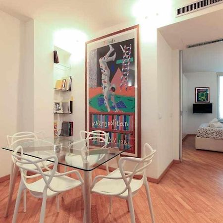 Brera Area Lovely Apt Close To Piazza Duomo Милан Экстерьер фото